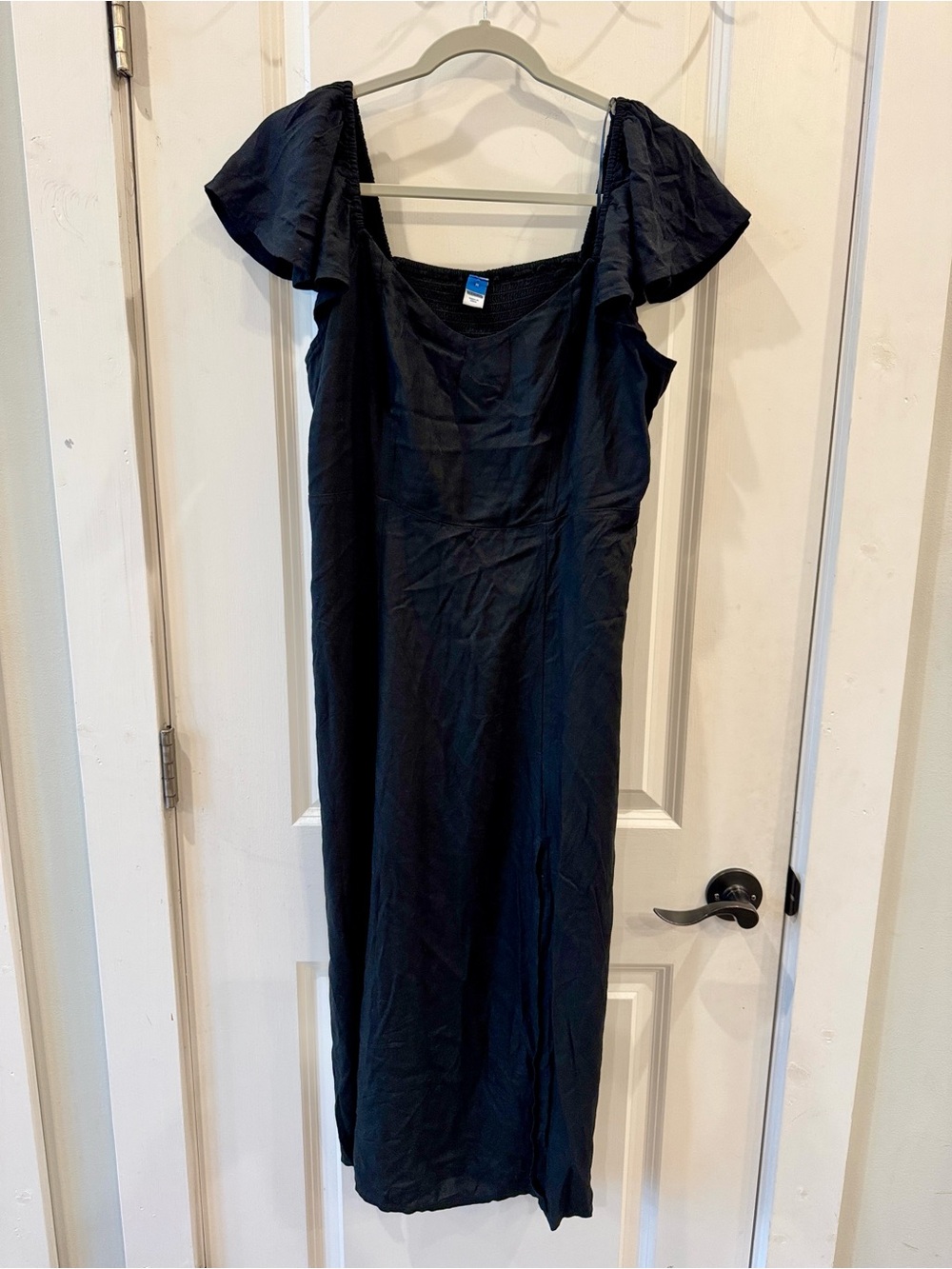 Old Navy short sleeve fit & flare midi dress in black jack color - Picture 4 of 12